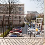 Glam Apartment Mila With Balcony In Warsaw By Noclegi Renters