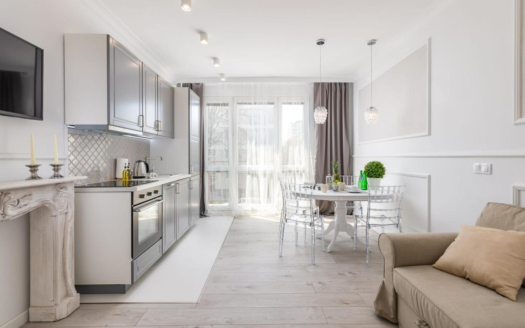 Glam Mila With Balcony In By Renters * Warsaw